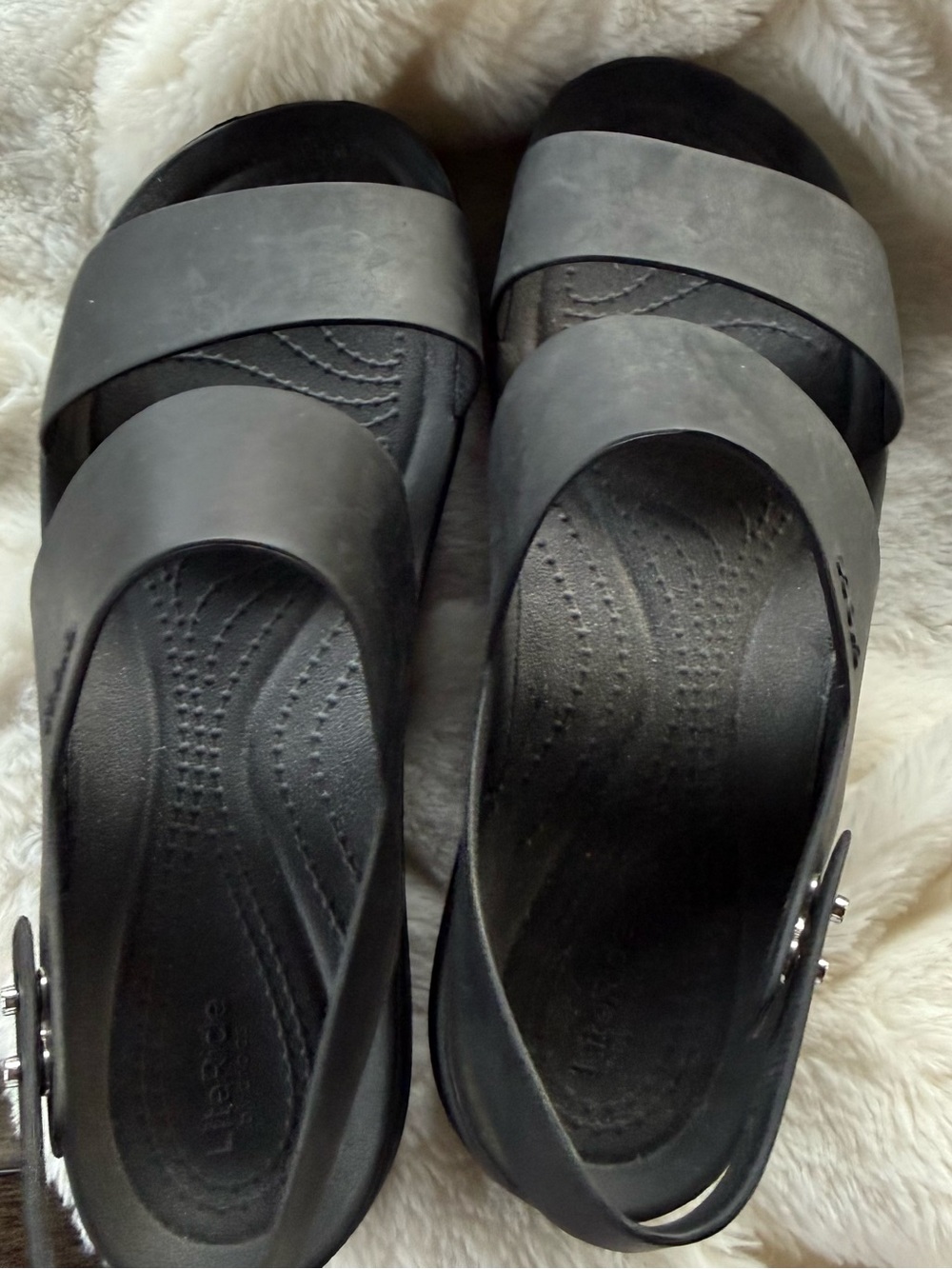CROCS Women’s Black Platform Strap Sandals - Picture 5 of 5